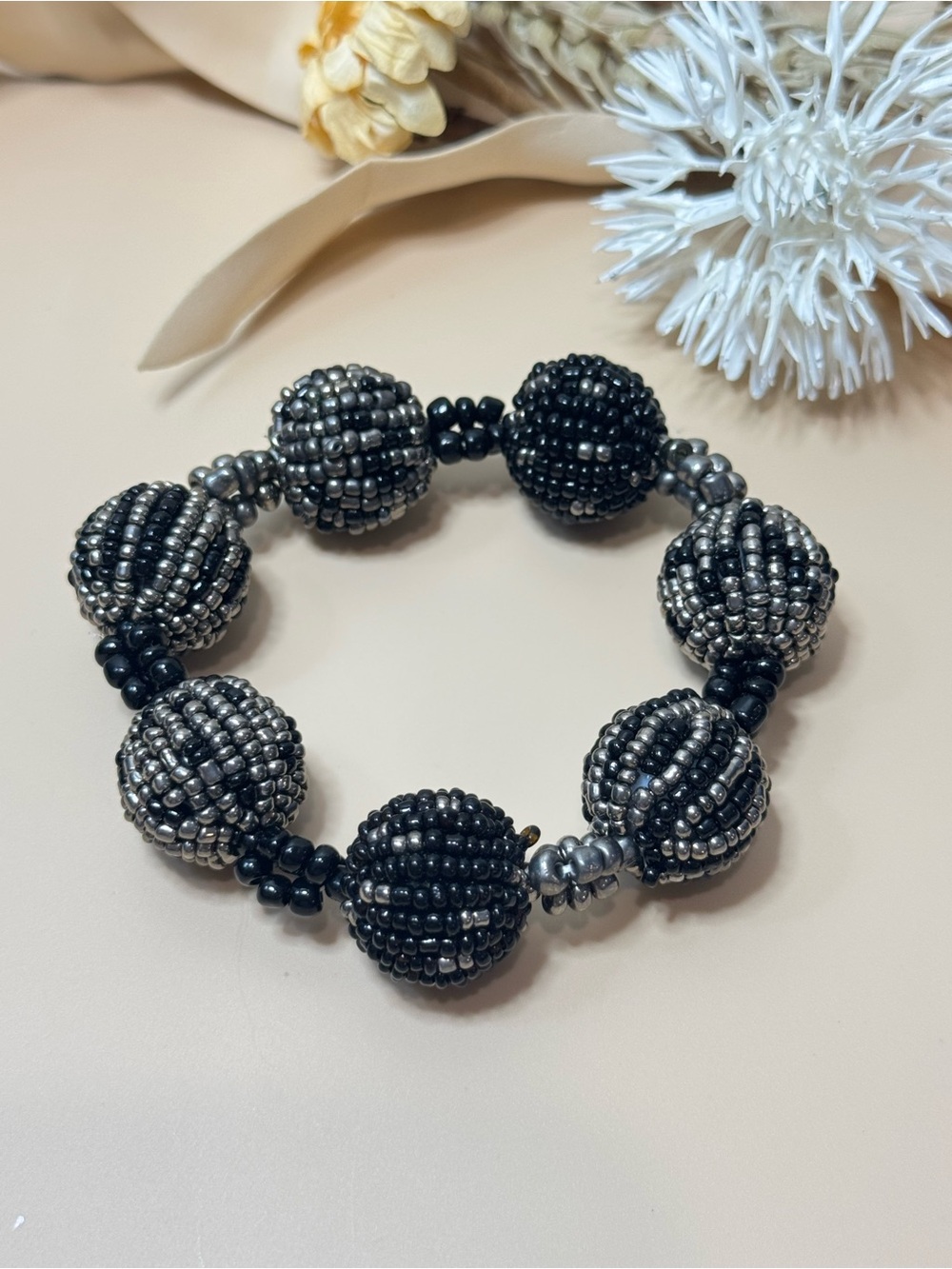 Vintage Black & Silver Seed Bead Ball Stretch Bracelet Statement Jewelry